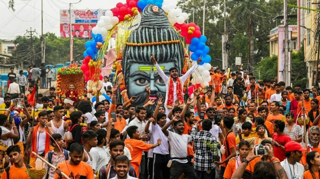 भगवा हुई हरि की नगरी कांवड़ यात्रा हुई संपन्न,15 दिनों में 4.5 करोड़ श्रद्धालु पहुंचे हरिद्वार