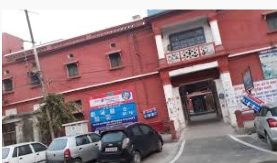 ऋषिकुल के पास युवकों के दो गुटों में मारपीट के दौरान चली गोली, मचा हड़कम्प